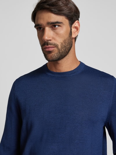 Peek & Cloppenburg Christian Berg MenStrickpullover mit Rundhalsausschnitt in dunkelblau melange Online Outlet