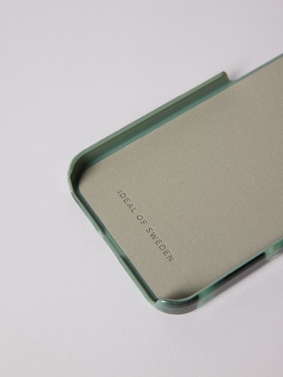 Peek & Cloppenburg Ideal of SwedenSmartphone-Hülle mit Label-Detail iPhone 13 PRO in oliv Günstig kaufen