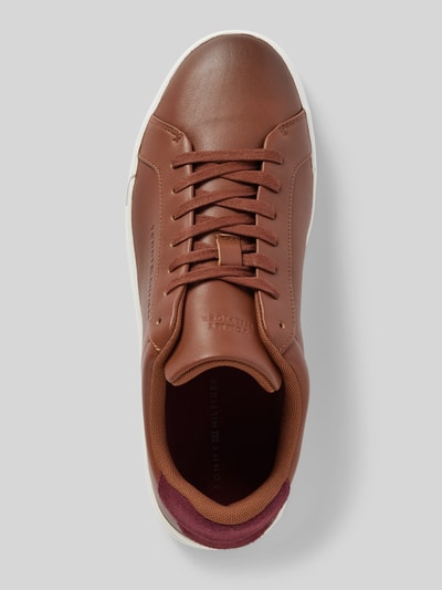 Peek & Cloppenburg Tommy HilfigerSneaker aus Leder mit Label-Detail in cognac Heißer Verkauf