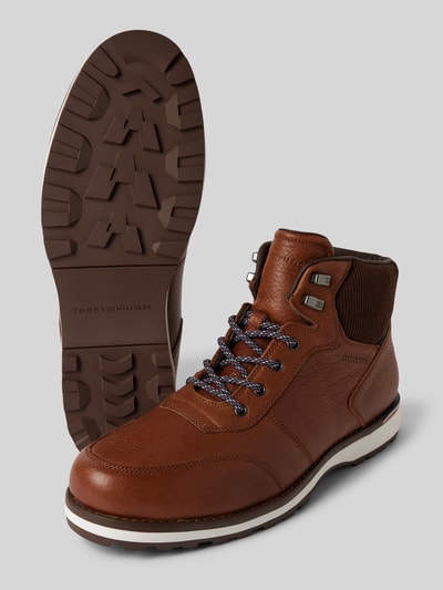 Peek & Cloppenburg Tommy HilfigerLederboots mit Label-Details in cognac Zeitlich begrenztes Angebot