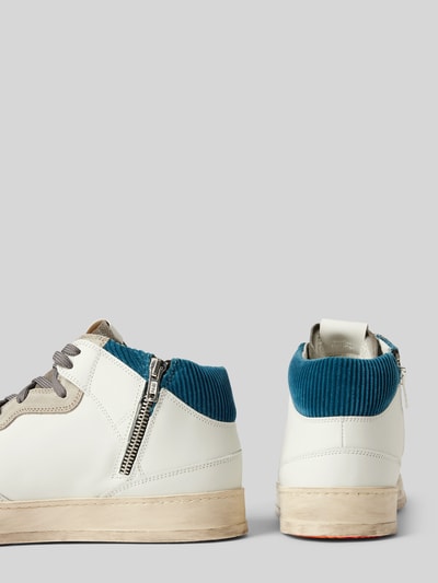 Peek & Cloppenburg P448Ledersneaker mit Label-Lochmuster Modell 'Bali' in weiss Letzter Tag
